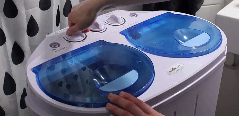 Quels sont les avantages et les inconvénients d’utiliser une mini machine à laver ?